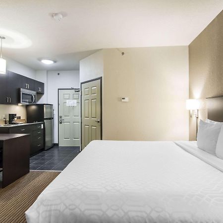 Quality Inn & Suites Томпсон Екстер'єр фото
